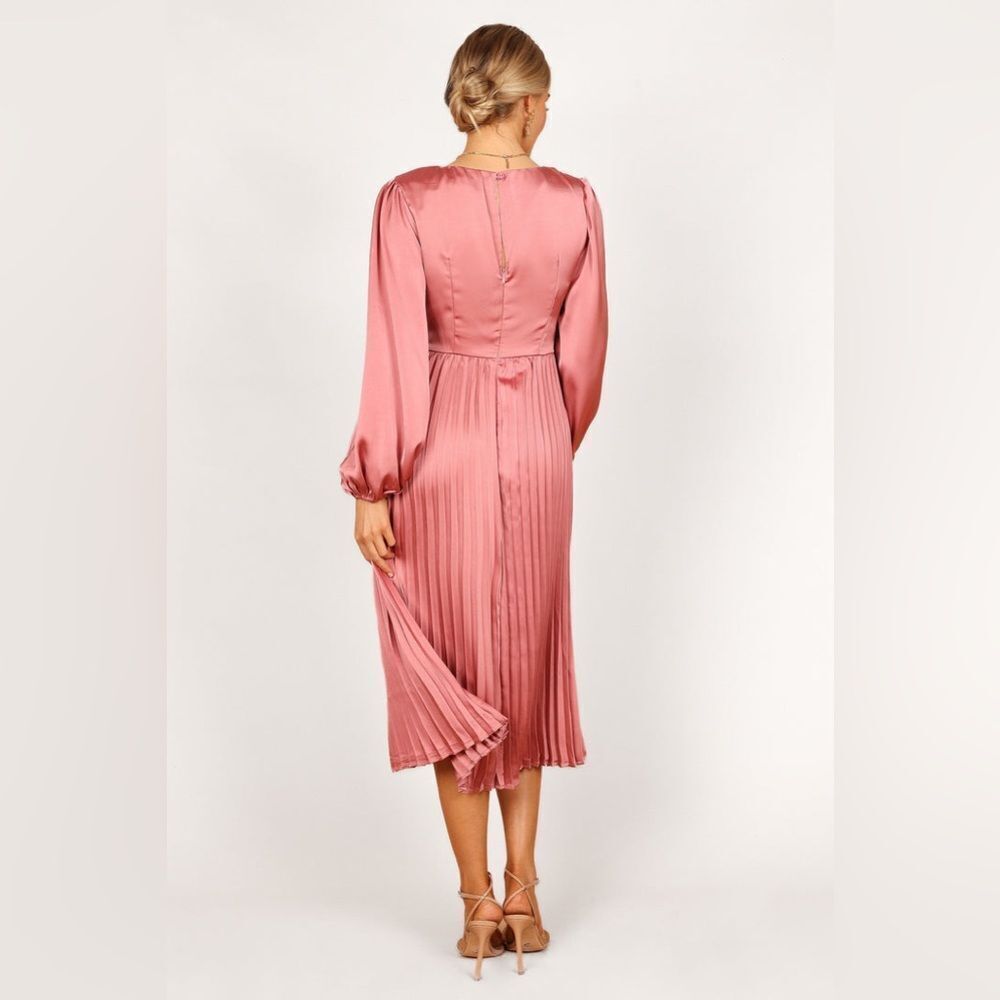 Petal & Pup Noelle Twist front pleated midi dress XS NEW $98 - Picture 8 of 11